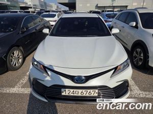 Toyota Camry 2.5 LE Hybrid 2021