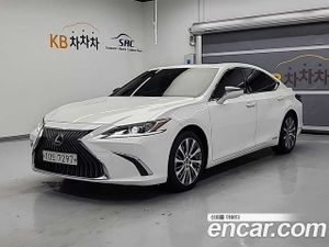 Lexus Es Luxury 2019