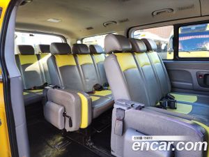 Hyundai Starex Guard car of children 2016