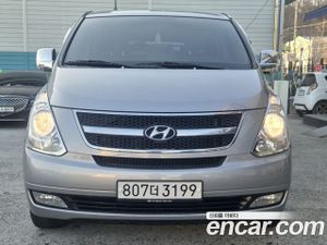 Hyundai Starex CVX Luxury 5-Seater VAN 2012