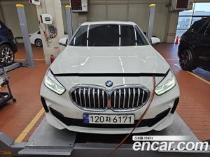 Bmw 1-series 120i M Sports 2023