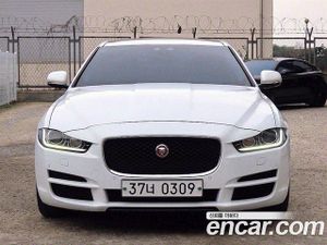 Jaguar Xe 20d Prestige 2015