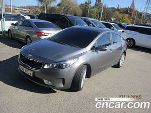 Kia K3 Trendy 2016