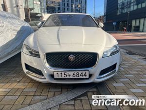 Jaguar Xf 20d Portfolio 2016