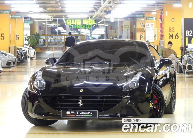 Ferrari California T 3.9 V8 2015