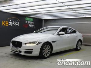 Jaguar Xe 20t Prestige 2016