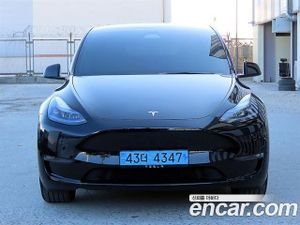 Tesla Model y Long Range 2024