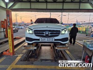 Mercedes-benz E-class E220d Avantgarde 2016