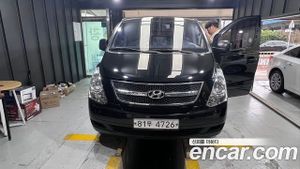Hyundai Starex CVX Deluxe 5-Seater VAN 2015