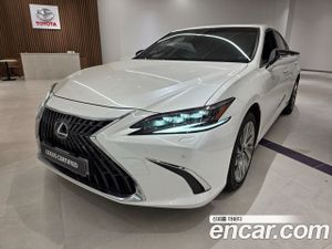 Lexus Es Executive 2023
