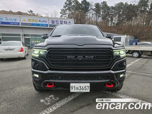 Dodge Ram pick up 5.7 2020