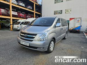 Hyundai Starex CVX Luxury 5-Seater VAN 2011