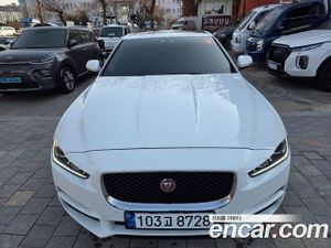Jaguar Xe 20d Perstige AWD 2017
