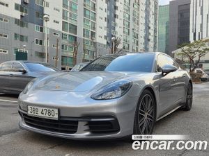 Porsche Panamera 3.0 AWD 2018