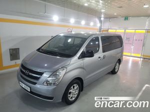 Hyundai Starex CVX Deluxe 5-Seater VAN 2011