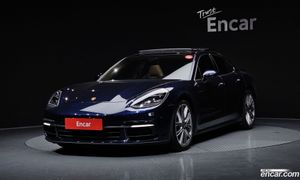 Porsche Panamera 3.0 AWD 2020