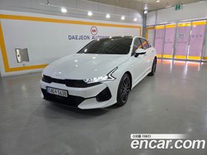 Kia K5 Signature 1.6 Turbo 2023