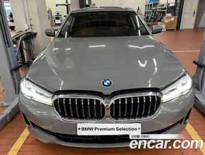 Bmw 5-series 520i Luxury 2021