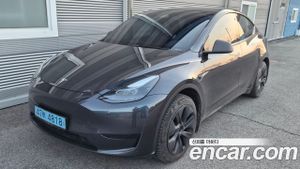 Tesla Model y RWD 2025
