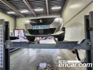 Peugeot 2008 EV GT 2021