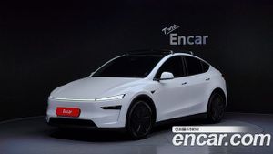 Tesla Model y RWD 2025