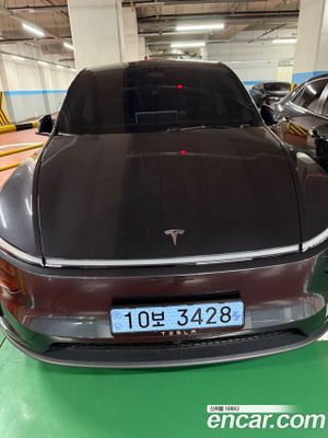 Tesla Model y RWD 2025