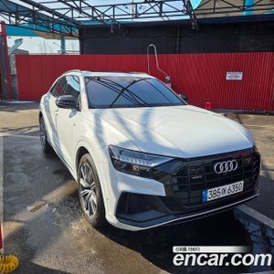 Audi Q8 55 TFSI Quattro 2021