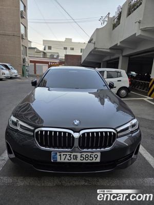 Bmw 5-series 523d Luxury 2021