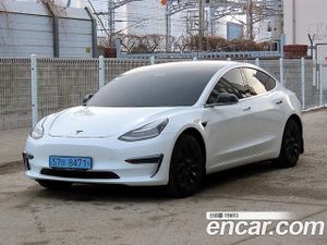 Tesla Model 3 Standard Range Plue 2020