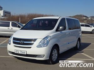 Hyundai Starex CVX Luxury 5-Seater VAN 2013