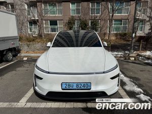 Tesla Model y RWD 2025
