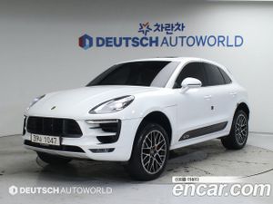 Porsche Macan 95B 3.0 GTS 2017
