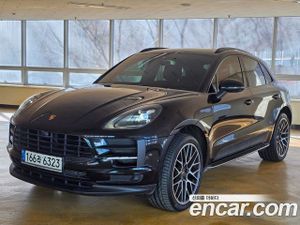 Porsche Macan 95B 2.0 2021