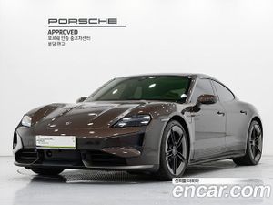 Porsche Taycan Turbo 2025