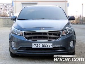 Kia Canival 11-seater Prestige 2016