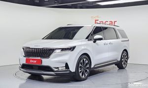 Kia Canival 9-Seater Signature 2023