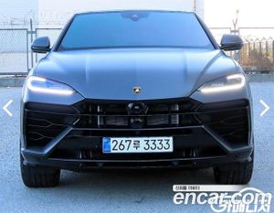 Lamborghini Urus 4.0 V8 SE 2025