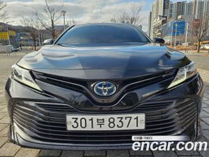 Toyota Camry 2.5 LE Hybrid 2019
