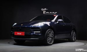Porsche Macan 95B 2.0 2021