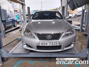 Lexus Is XE20 2.5 Convertible 2010
