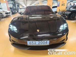Porsche Taycan 4S 2025