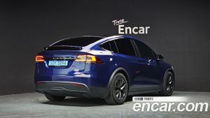 Tesla Model x Plaid 2025