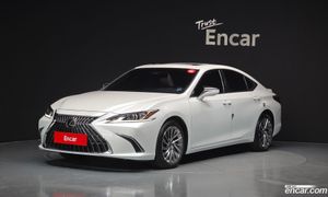 Lexus Es Luxury Plus 2023