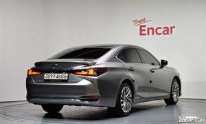 Lexus Es Luxury Plus 2021