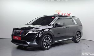 Kia Canival 9-Seater Signature 2020