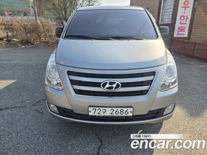Hyundai Starex Smart 4WD 12-Seater Wagon 2015