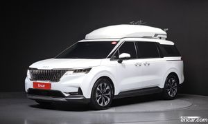 Kia Canival Noblesse 7-Seater Outdoor 2023